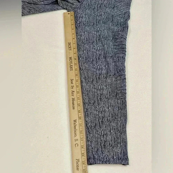 Athleta Delancey Textured Moto Tight Womens Med. Black White Ankle Zip like new - Picture 7 of 7